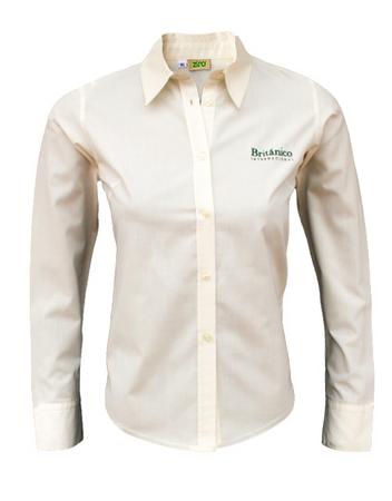<p>Blusa manga larga. Logo bordado. Crudo. Gabardina de camisa.</p>
