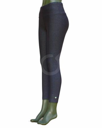 <p>Lycra larga&nbsp;con cintura alta.&nbsp; Stretch.</p>
