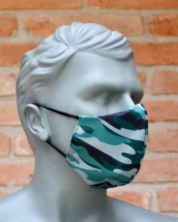 <p>MASCARILLA ANATOMICA SUBLIMADA ANTIFLUIDO TRIPLE CAPA ELASTICO OREJA.&nbsp; Tela: deportiva antifluido.&nbsp; Composici&oacute;n: 100% poli&eacute;ster.&nbsp; Peso: 134 gr/m2 cada capa.&nbsp; Tres capas: 402 gr/m2.&nbsp; Descripci&oacute;n:&nbsp; Mascarilla en tela deportiva antifluido triple capa para protecci&oacute;n de nariz y boca.&nbsp; Corte anat&oacute;mico. Dos el&aacute;sticos para sujetar en cabeza.&nbsp; Lavadas:&nbsp; 50.</p>

<p>Reversible.&nbsp; Frente:&nbsp; camuflaje.&nbsp; Reverso:&nbsp; negro.</p>

<p>Tallas:&nbsp; Grande (hombre) y Mediana (mujer y ni&ntilde;o)</p>
