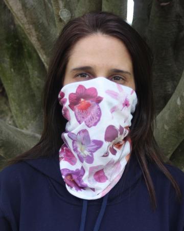 <p>Panuelo tubular sin costuras.</p>
